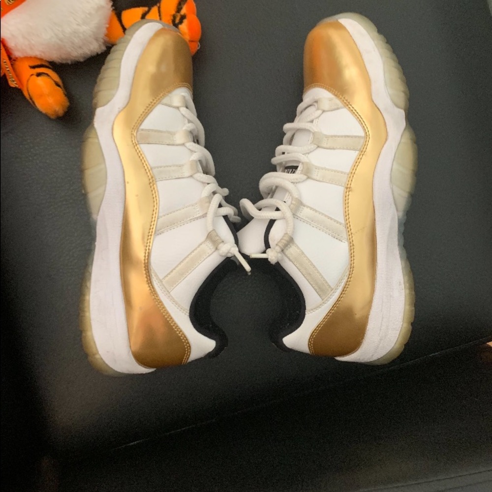 HMU sizes 9-10